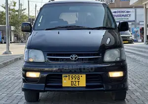 Toyota Noah 2003 Black
