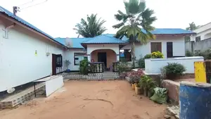 11bdrm Apartment in Pugu Shule, Ilala for sale