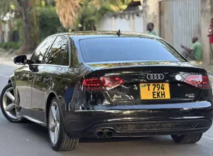 Audi A4 2011 Black