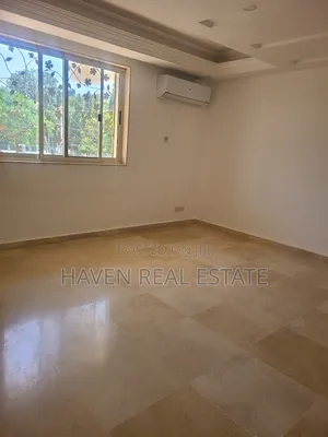 5bdrm House in Kunduchi for sale