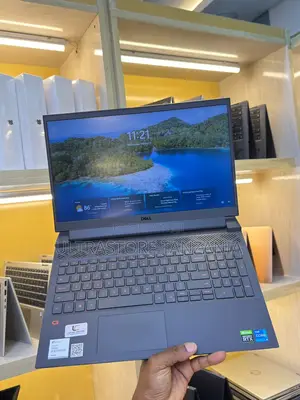 New Laptop Dell G15 5511 16GB Intel Core I5 SSD 512GB