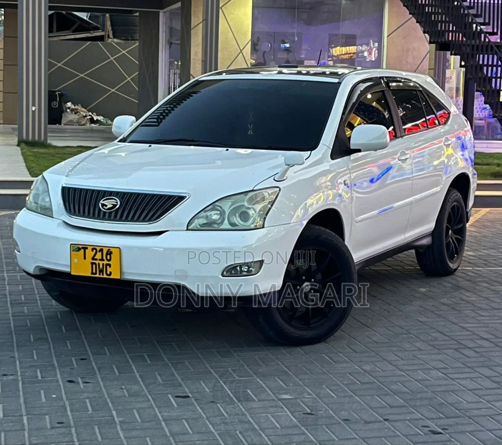 Toyota Harrier 2003 White