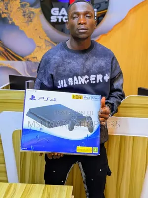 Playstation 4 Slim