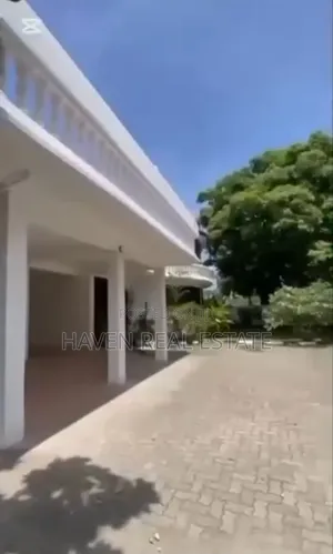 3bdrm House in Masaki for rent
