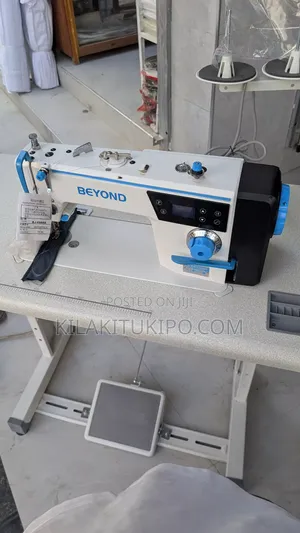 Beyond Industerial Sewing Machine Bj 6988e