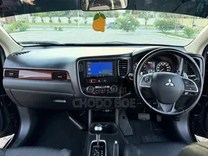 Mitsubishi Outlander 2015 Black