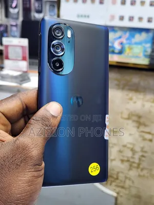 Motorola Edge (2024) 256 GB Blue