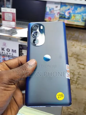 Motorola Edge (2024) 256 GB Blue