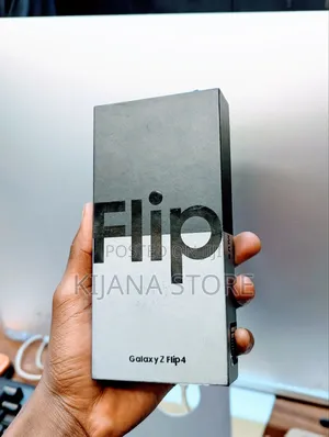 New Samsung Galaxy Z Flip4 128 GB Black