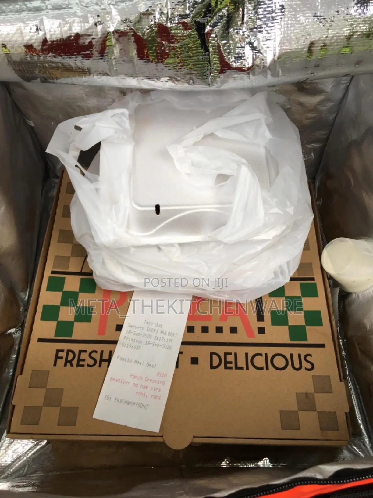 Commercial Grade Insulated Pizza Delivery Bag, 20 X 20 X 14 Inches
