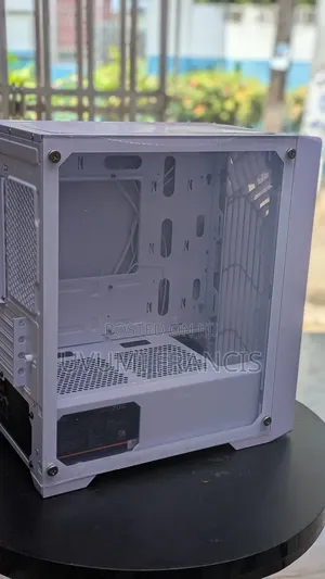 New Desktop Computer Asus A4110 8GB Intel Core I7 SSD 256GB