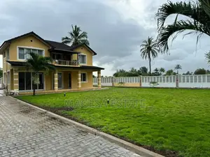 3bdrm House in Kigamboni, Gezaulole for sale