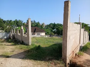 Kiwanja Kinauzwa Goba Centra