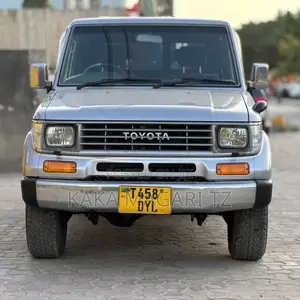 Toyota Land Cruiser Prado 2000 Silver