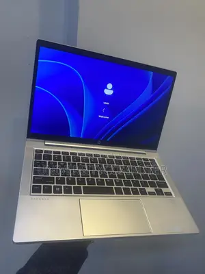 Laptop HP 250 G10 16GB Intel Core I3 SSD 512GB