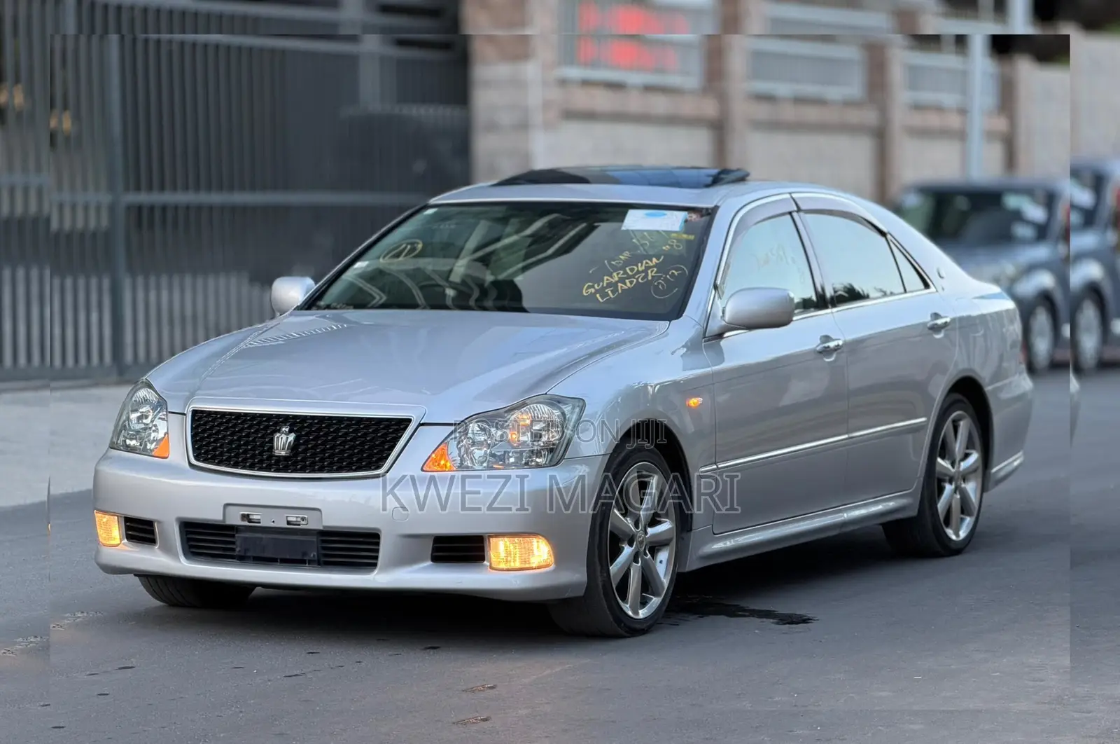 Toyota Crown 2006 Silver