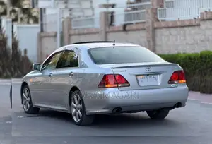 Toyota Crown 2006 Silver