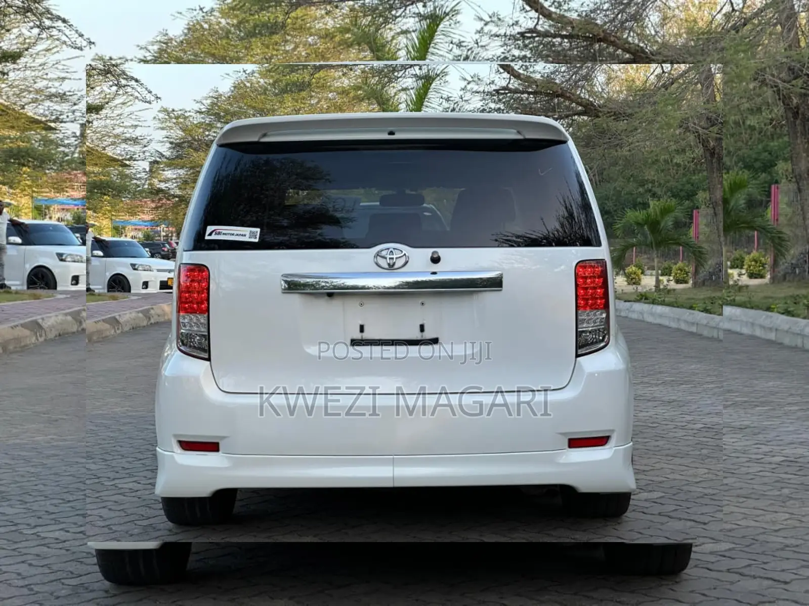 Toyota Corolla Rumion 2009 White