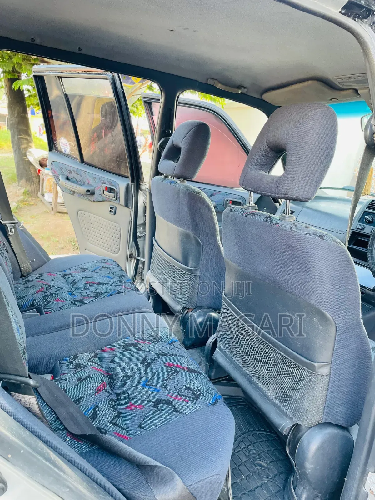 Toyota RAV4 1999 Silver