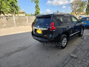 Toyota Land Cruiser Prado 2015 Black