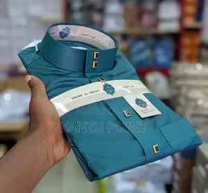 Kanzu Makini Sana