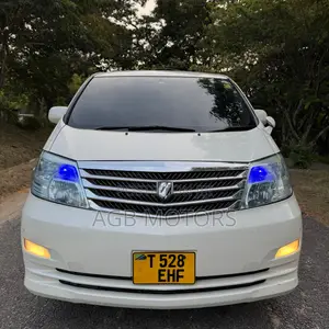 Toyota Alphard 2.4 Petrol FWD 2006 White