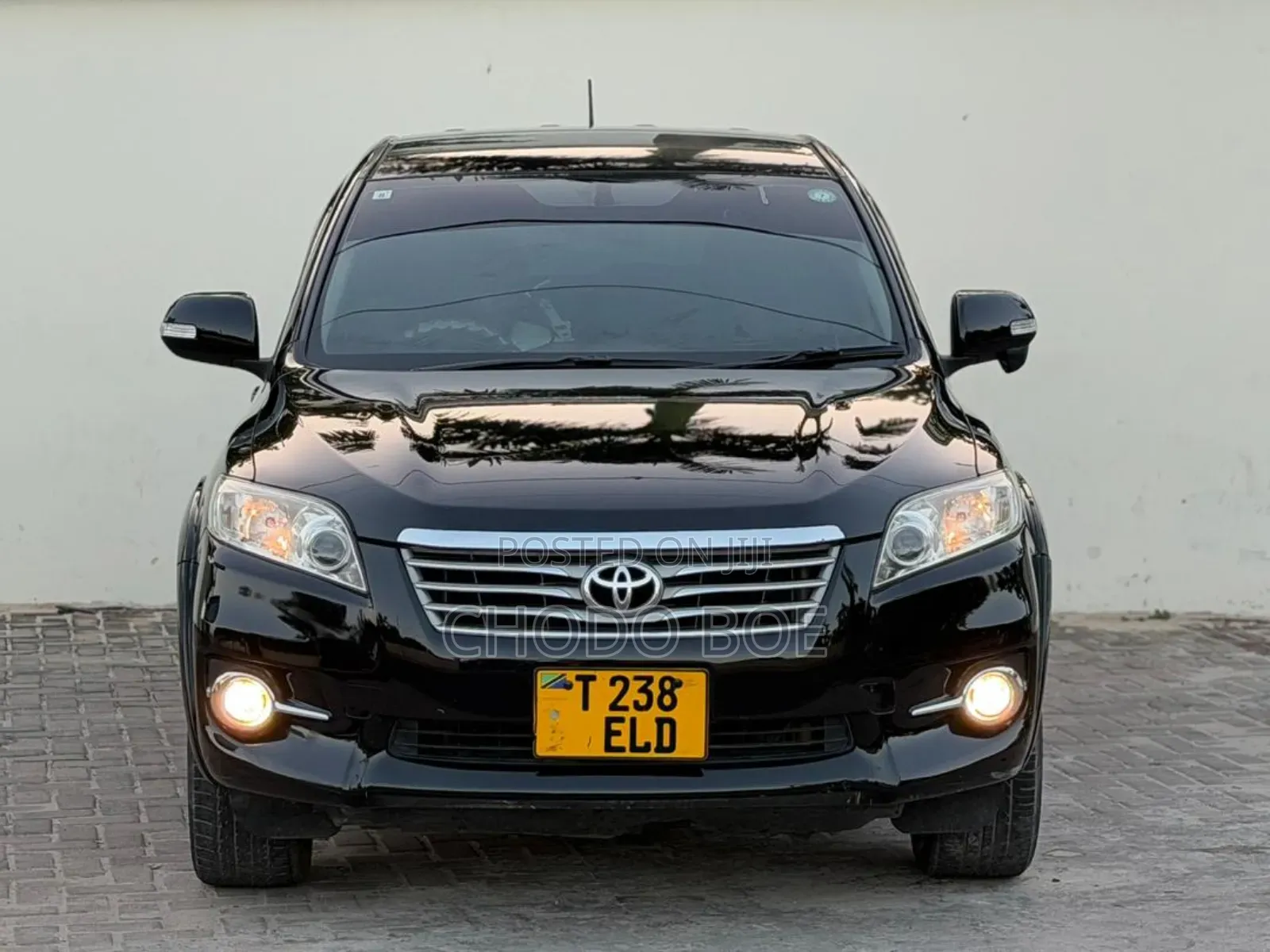 Toyota Vanguard 2011 Black