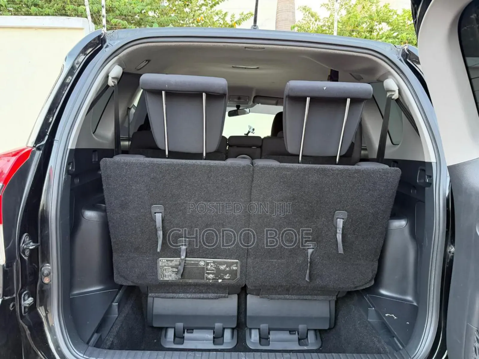 Toyota Vanguard 2011 Black