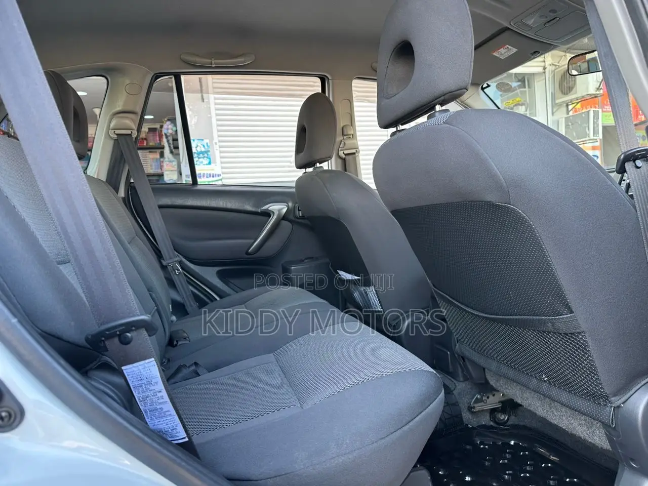 Toyota RAV4 2004 Pearl