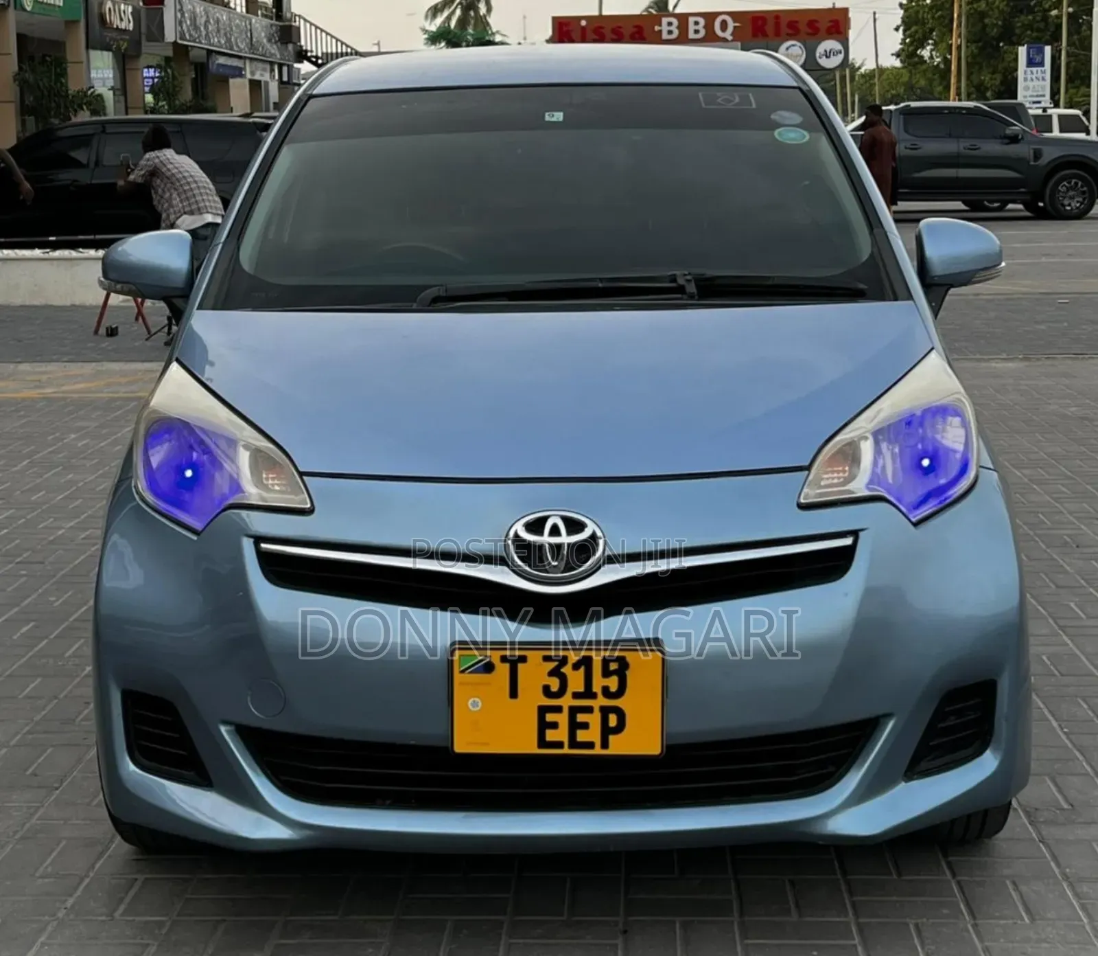 Toyota Ractis 1.5 AWD 2012 Blue