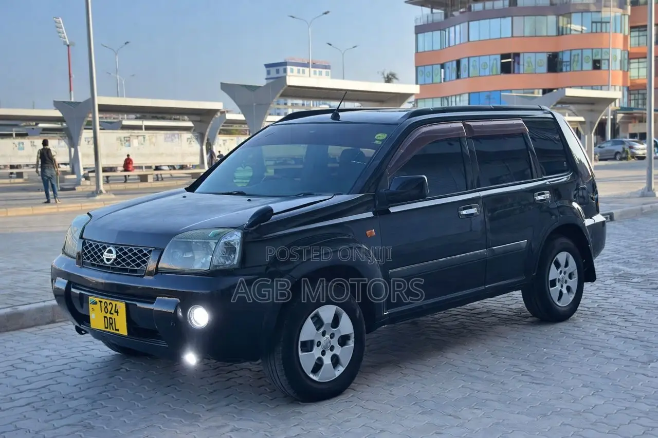 Nissan X-Trail 2.0 2006 Black