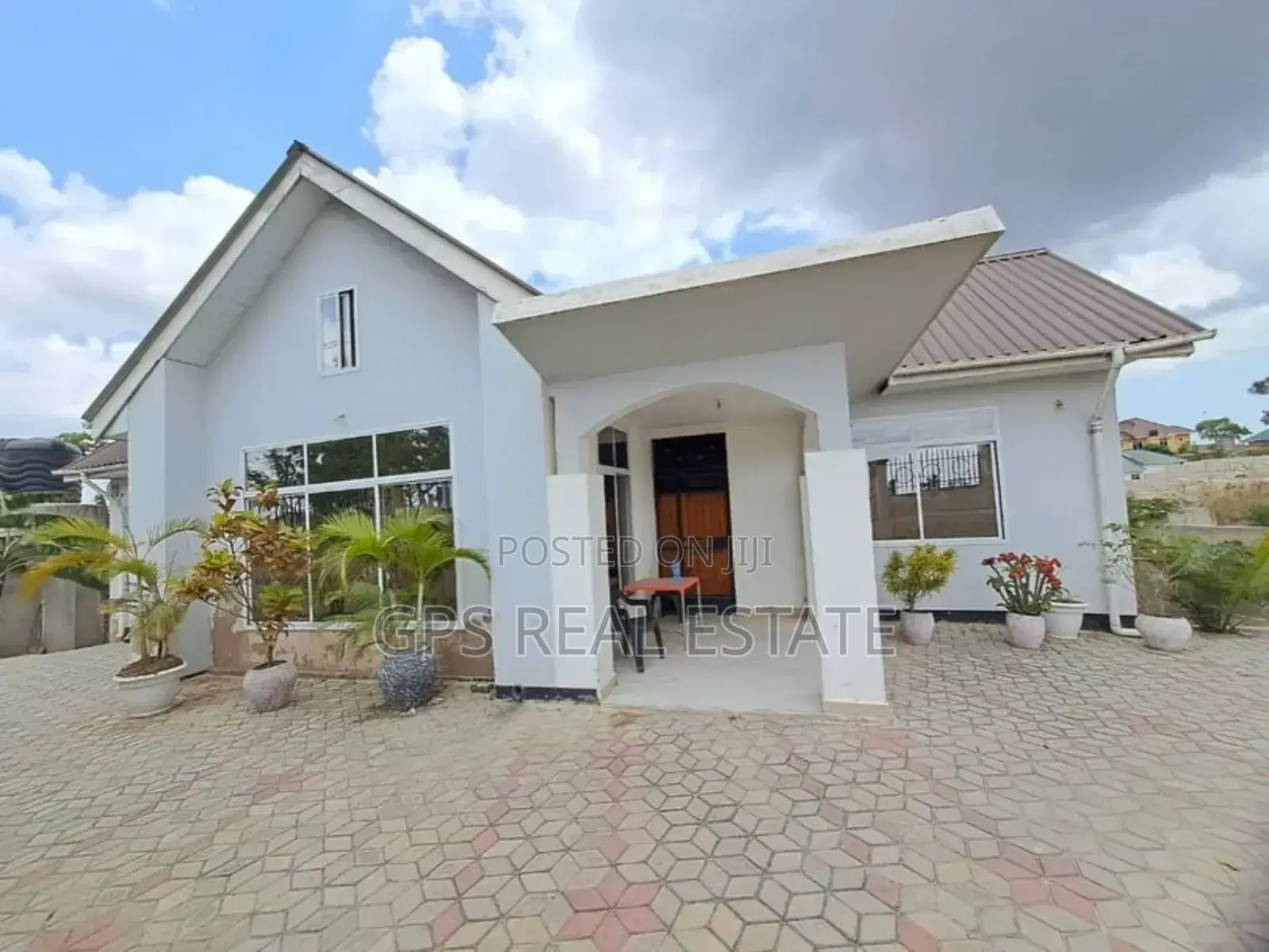 3bdrm House in Kimara Temboni, Kinondoni for sale