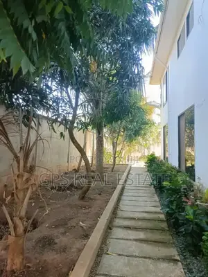 4bdrm House in Madale Mivumoni, Ilala for sale