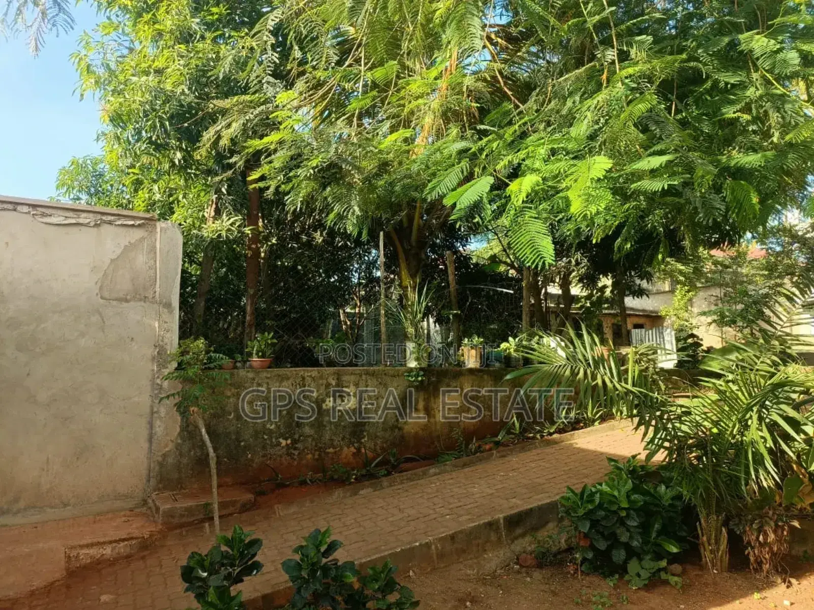 4bdrm House in Madale Mivumoni, Ilala for sale