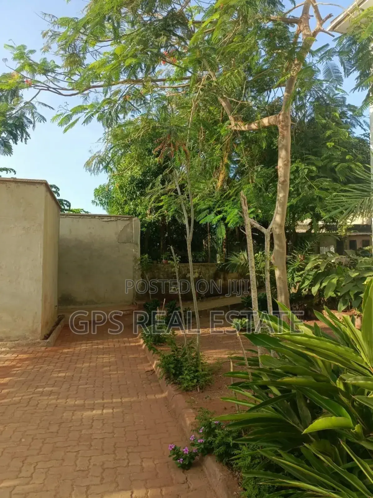 4bdrm House in Madale Mivumoni, Ilala for sale