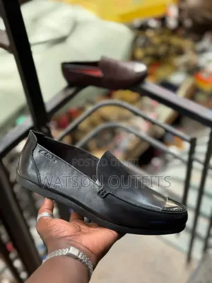 Men's Leather Shoes Clarks Brand Completely Unique Looking