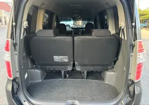 Toyota Noah 2007 Gray