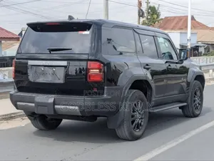 Toyota Land Cruiser Prado 2025 Black