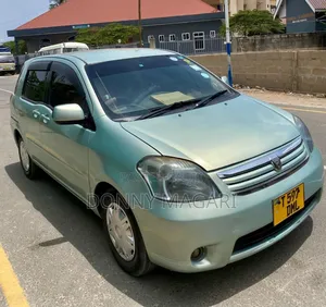 Toyota Raum 2008 Blue