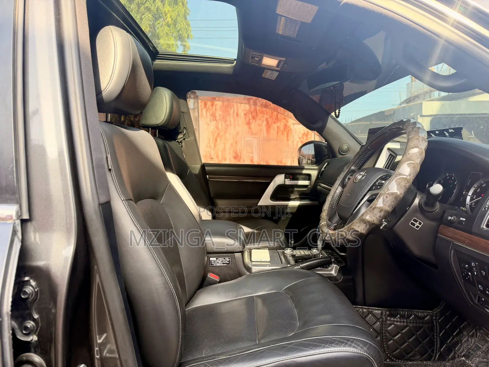 Toyota Land Cruiser 2018 Gray