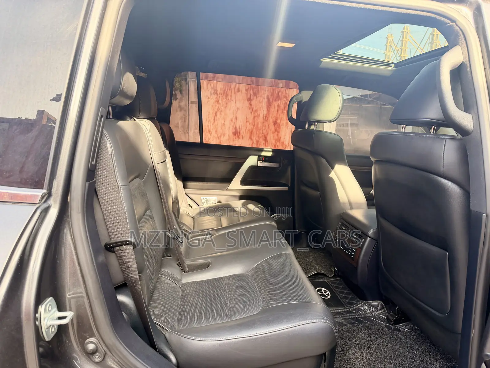 Toyota Land Cruiser 2018 Gray