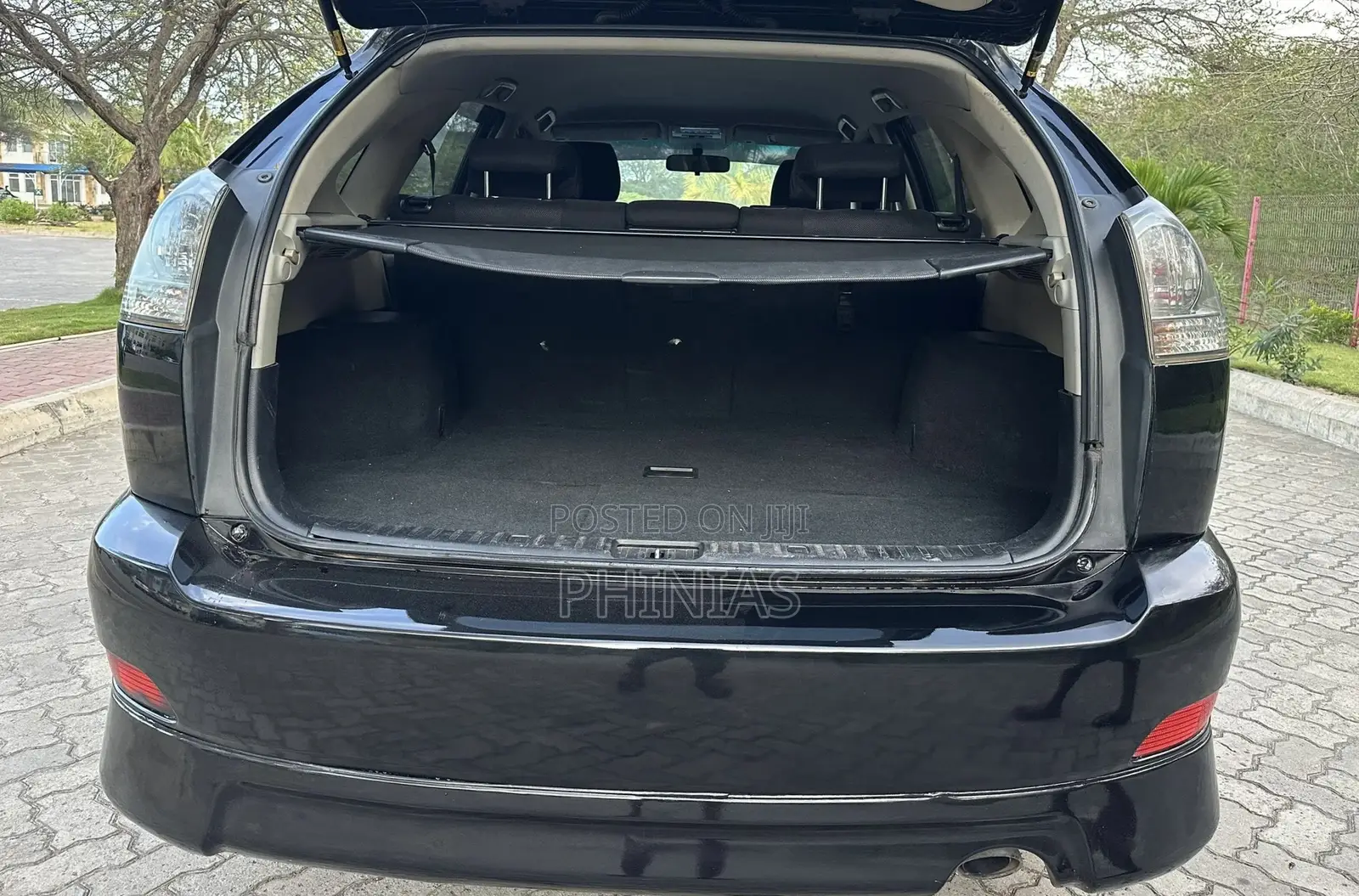 Toyota Harrier 2005 Black