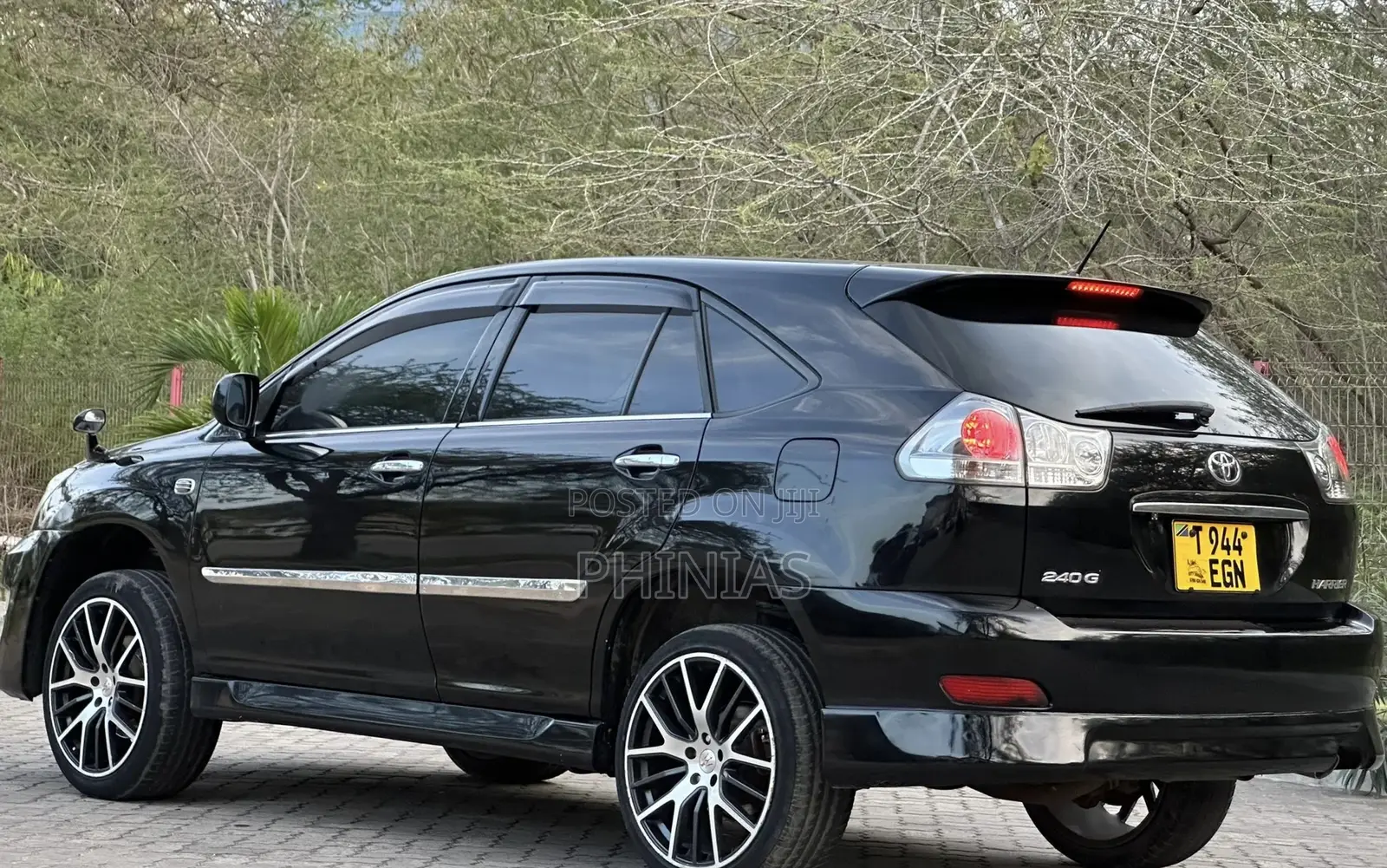 Toyota Harrier 2005 Black