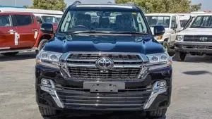 Toyota Land Cruiser 2018 4.6 V8 GX Black