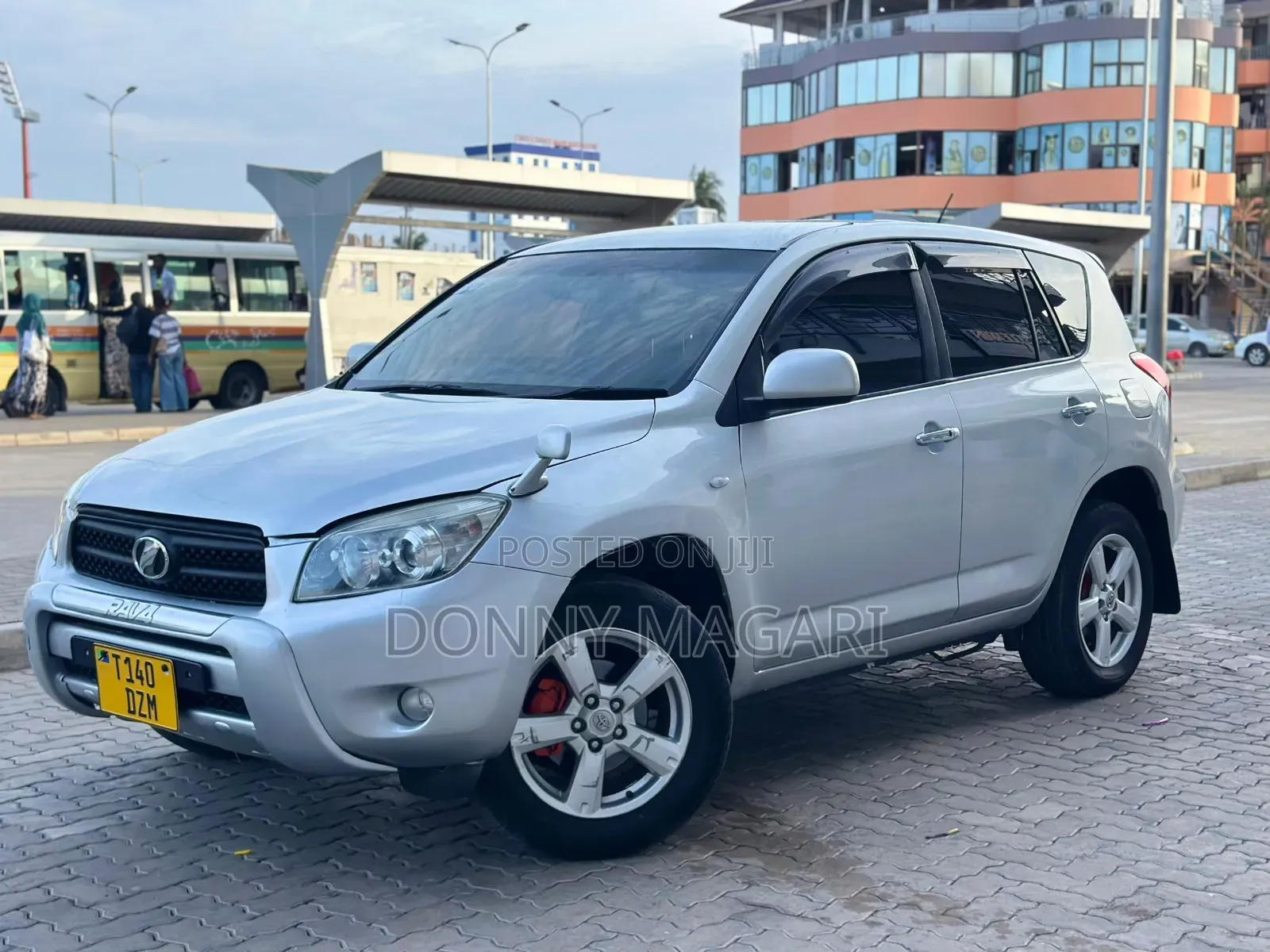 Toyota RAV4 2.5 2010 Silver