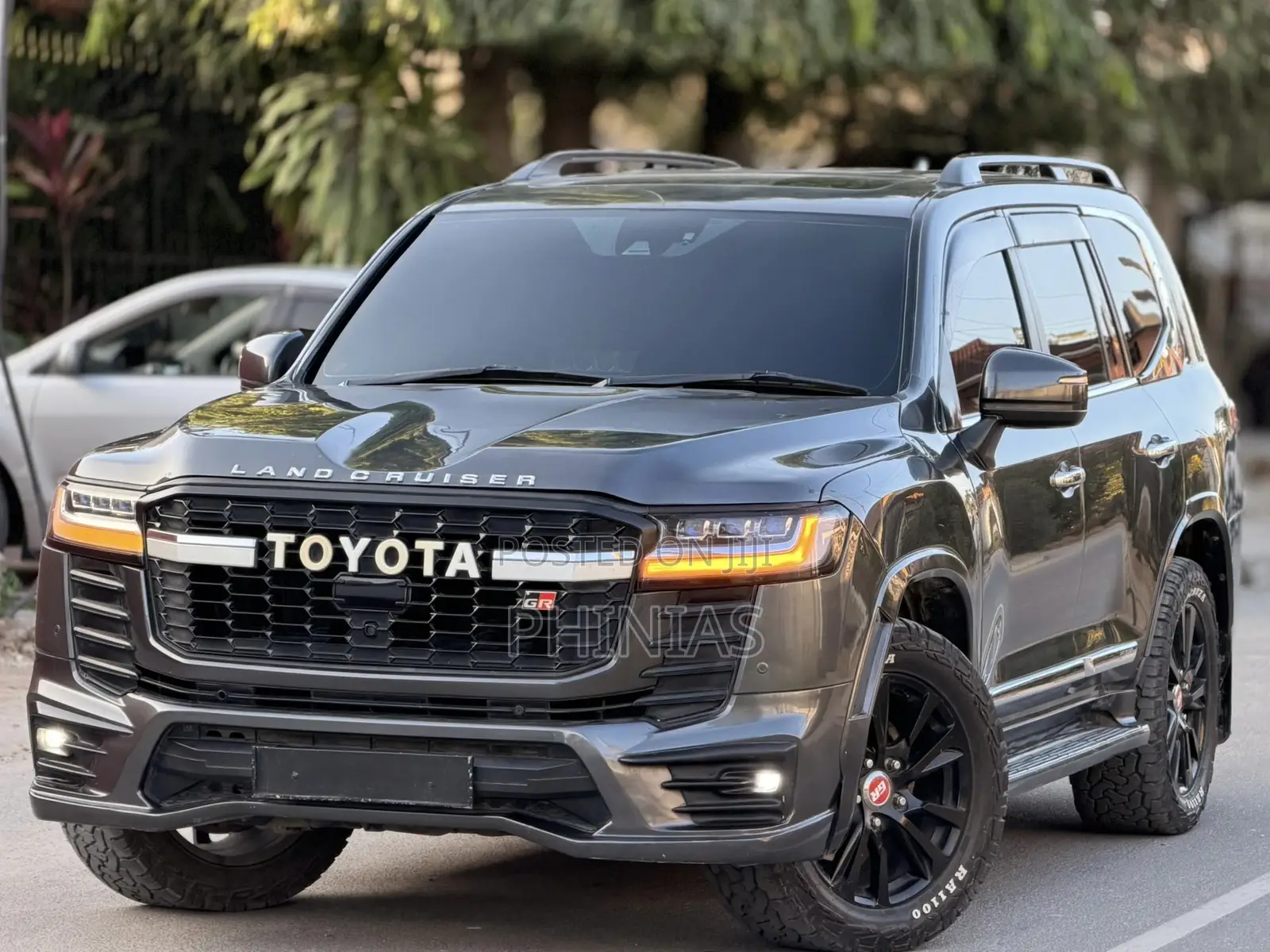 Toyota Land Cruiser 2018 Gray