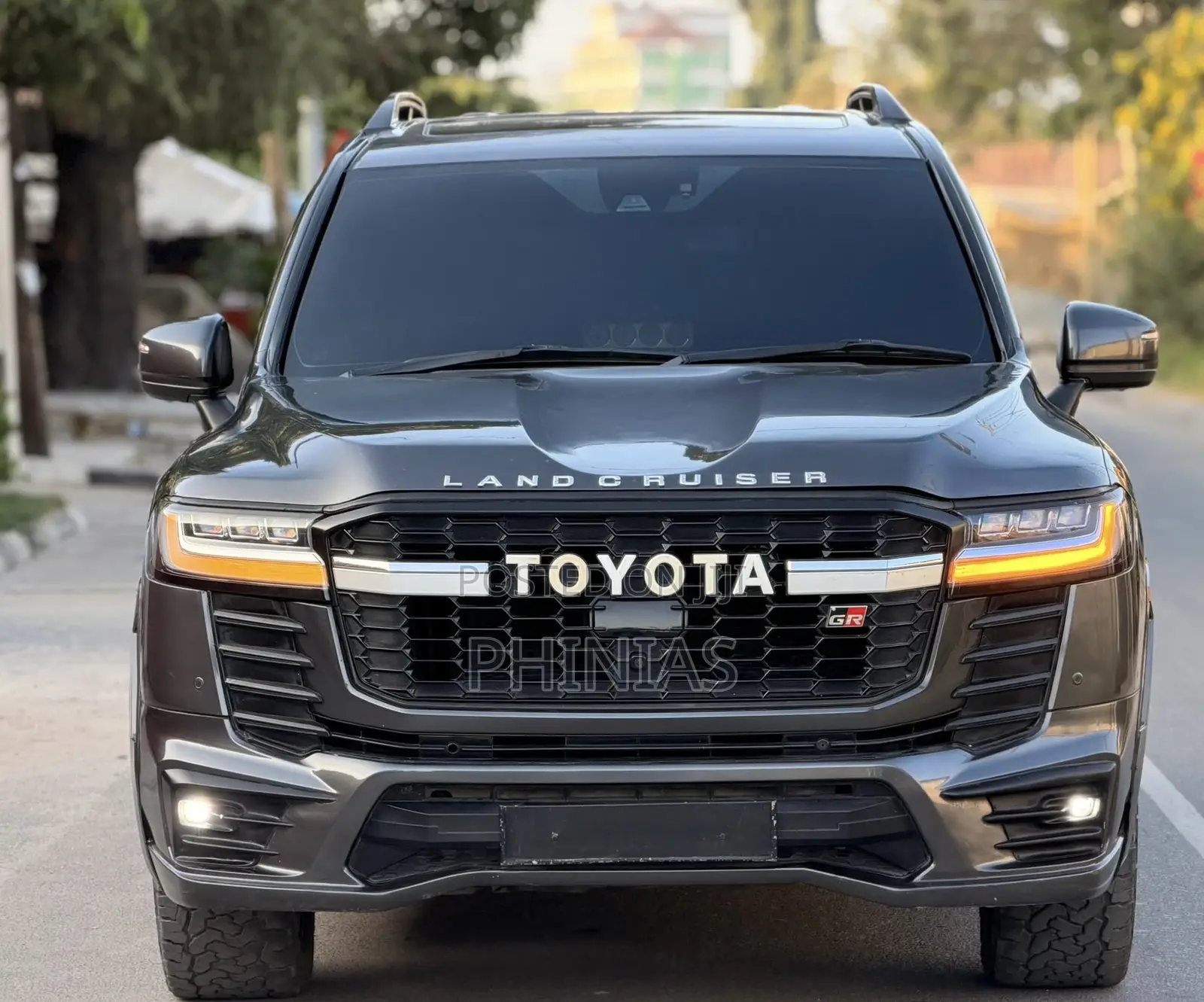 Toyota Land Cruiser 2018 Gray