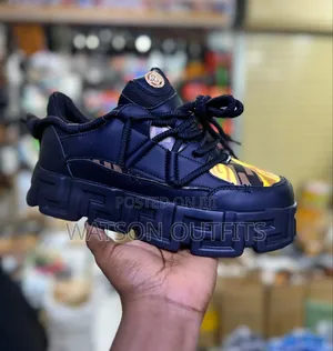 Men's Leather Sneaker Shoes Versace Brand Typically Two Colours Ķ