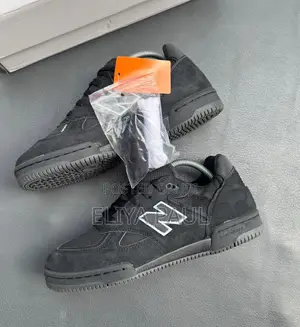 New Balance 600