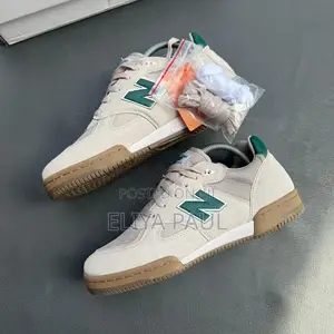 New Balance 600